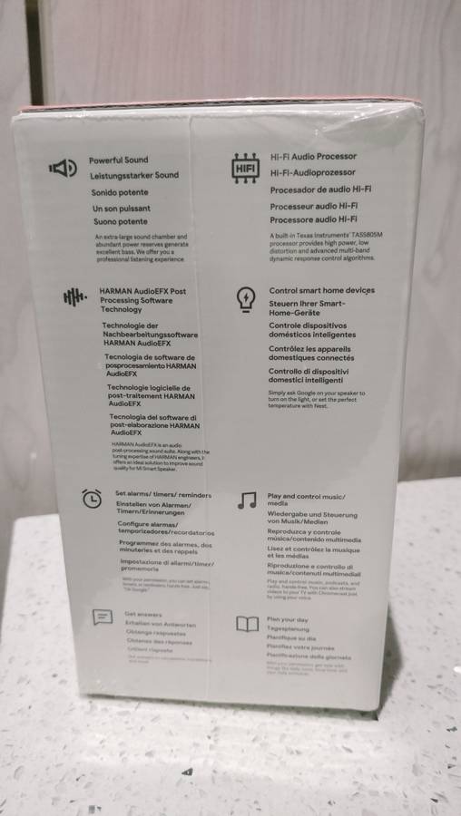 Xiaomi Mi Smart/google  Speaker - White- LIKE NEW -ONLY OPENED TO TEST