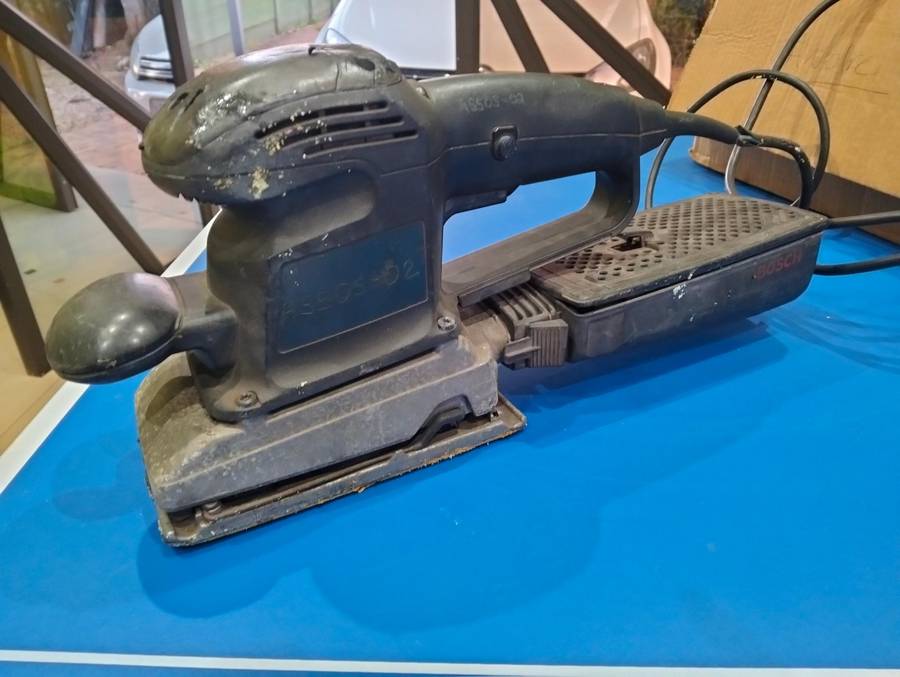 BOSCH SANDER , READ CAREFULLY