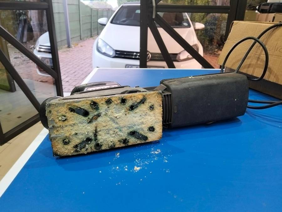 BOSCH SANDER , READ CAREFULLY
