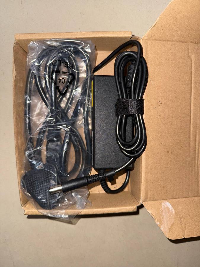 Dell/Acer/Hp Laptop charger!!! READ DESCRIPTION