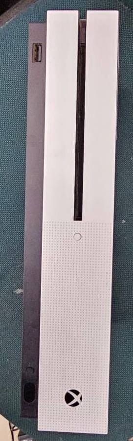 Xbox One S 1TB Gaming Console