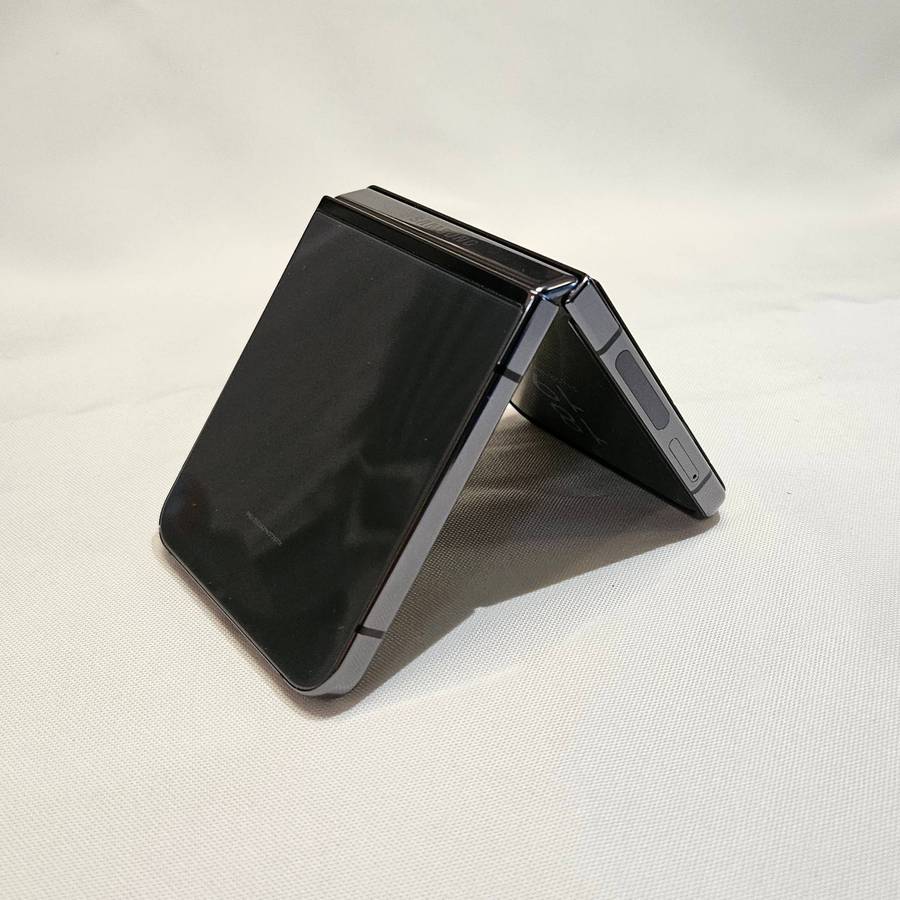 Samsung Galaxy Z Flip 5 graphite 256gb