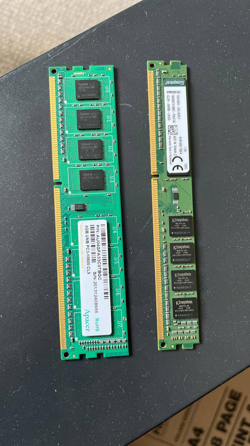 2 x 4gb DDR3 RAM 1333MHz
