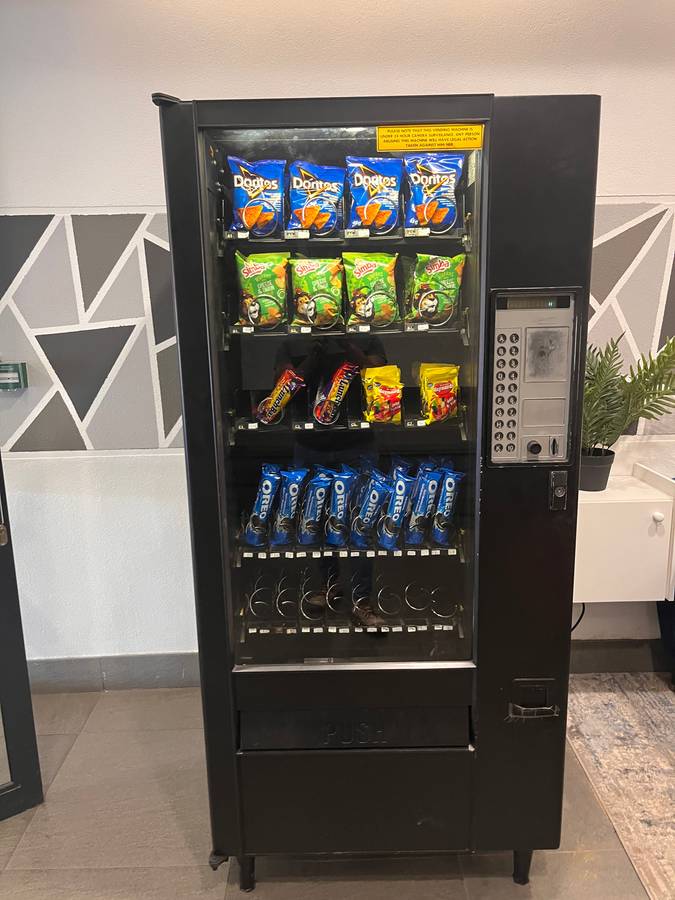 Second hand snack vending machine