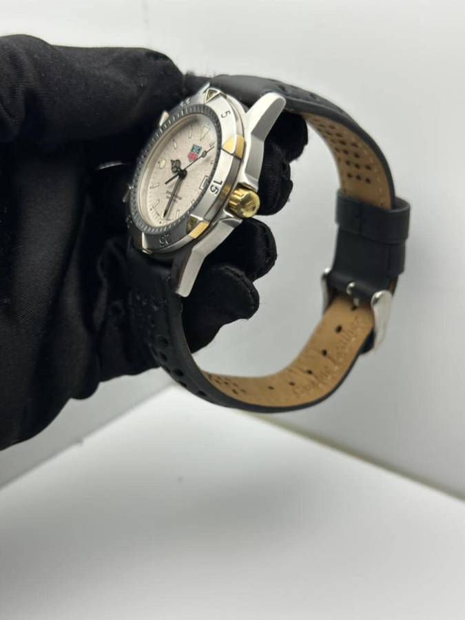 TAG Heuer Professional 200