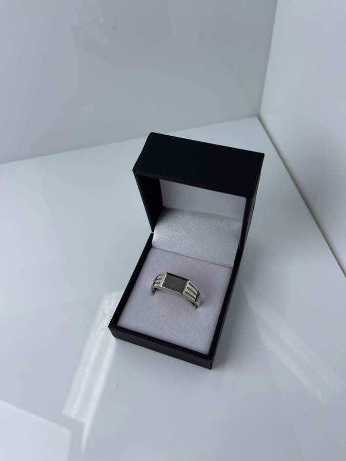 Men's silver cubic ring