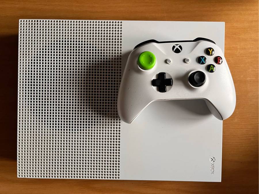 Xbox One S