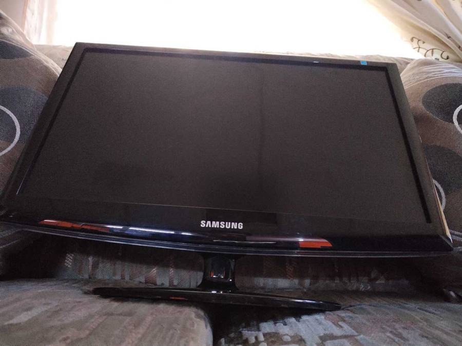 Samsung monitor 24inch