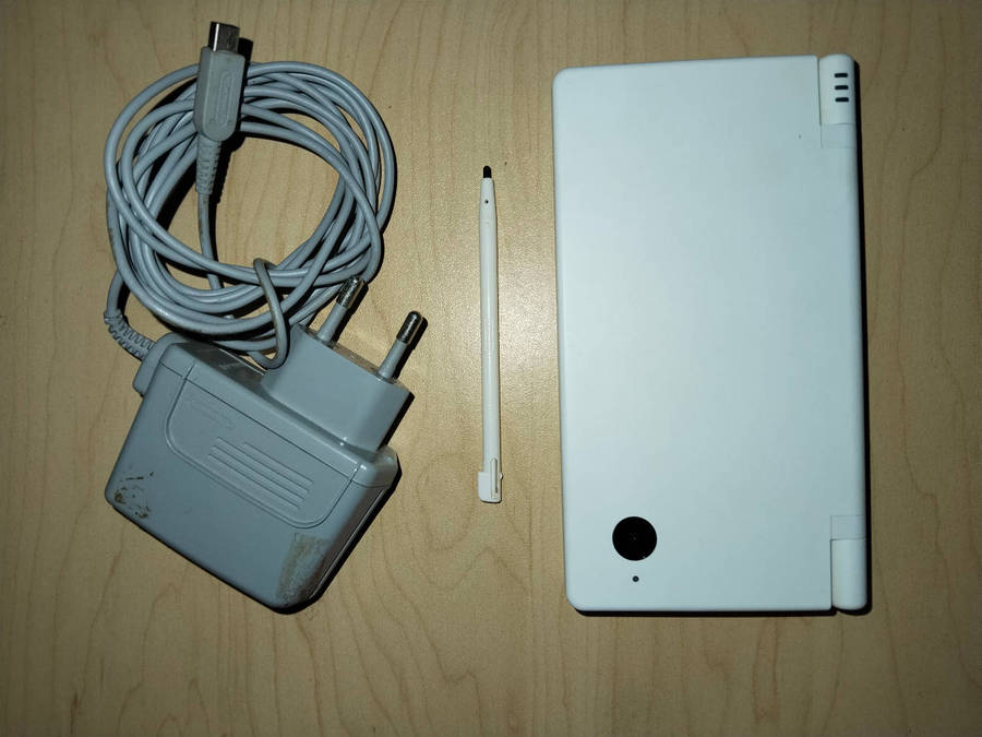 Nintendo dsi white