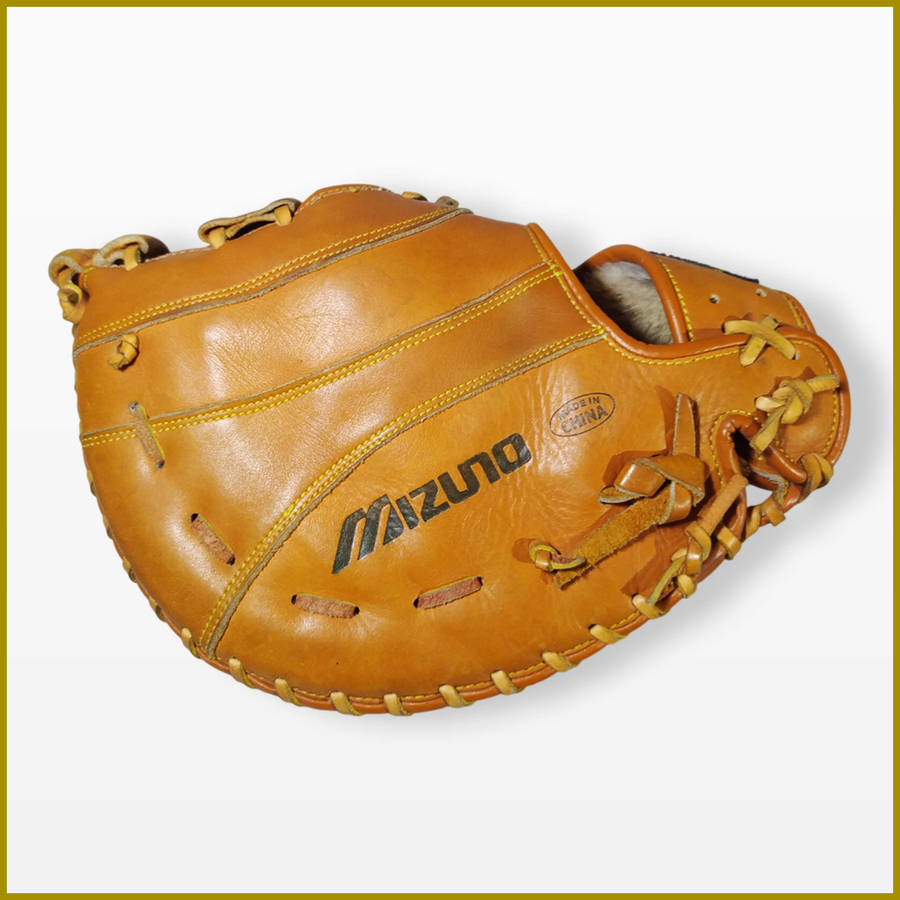 Power Close Mizuno Baseball Glove And Baseball
