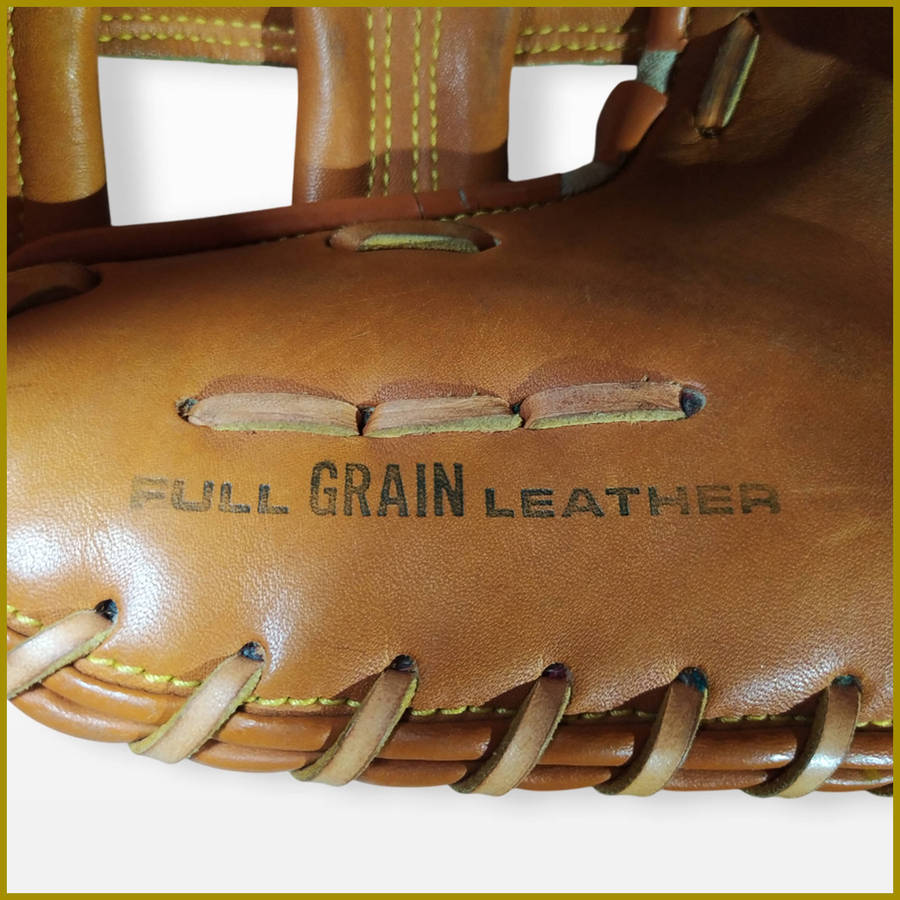 Power Close Mizuno Baseball Glove And Baseball