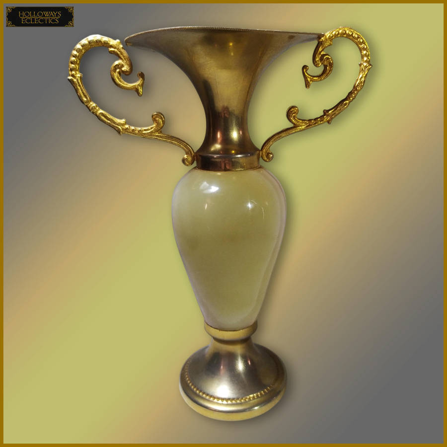 Vintage Roman Tropaion Onyx Vase