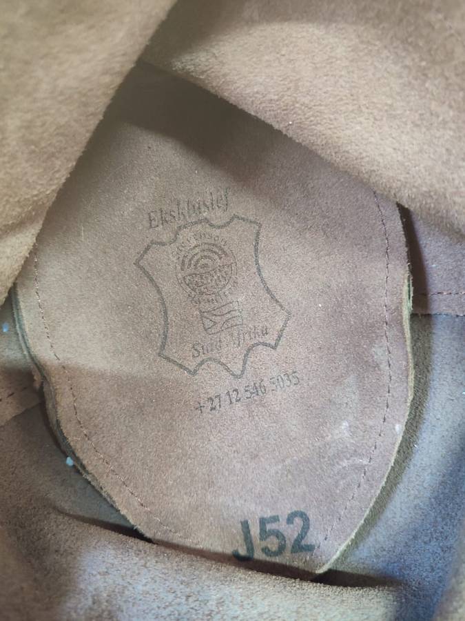 FOR THE HAT COLLECTOR !! x4 LEATHER AND OTHER HATS