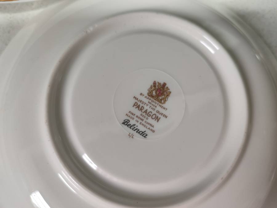 #1 ROYAL ALBERT PARAGON FINE CHINA (BELINDA PATTERN) COMPLETE DINNER SET !!!