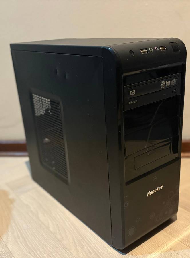 i5 Huntkey Pc (Personal or School use) - {A-} Grade