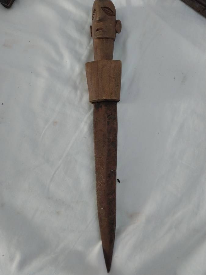 bayonet and tribal knife collection