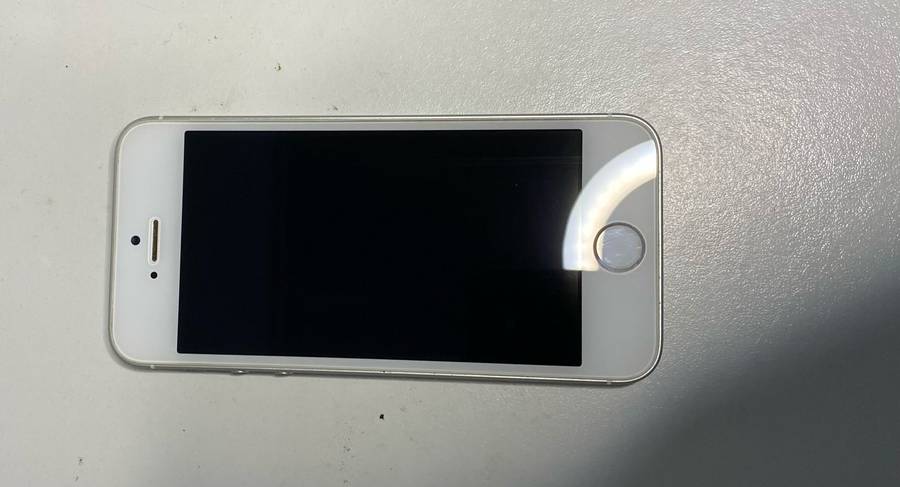 Apple iPhone SE (1st Gen) 16GB Vodacom Locked