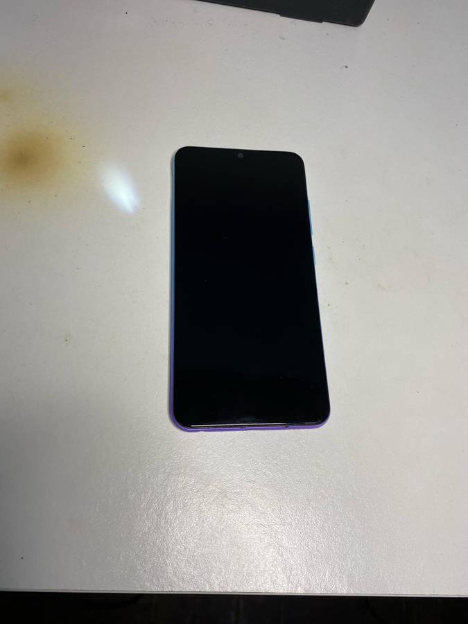 Vivo Y1S (Aurora Blue, 32GB, 2GB RAM)  Second Hand