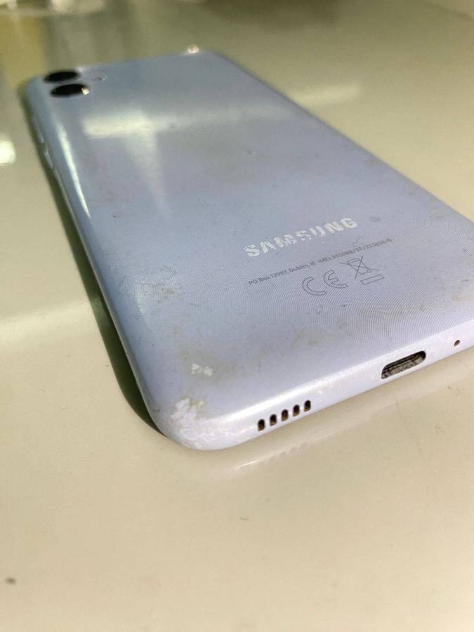Samsung Galaxy A04e  Dual SIM  64GB  Good Condition + Free Protective Case