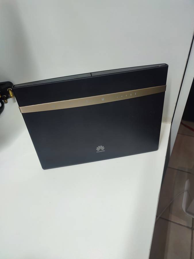 Huawei B525 4G LTE router