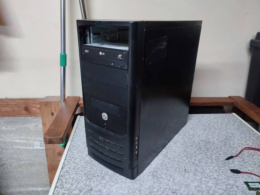 PC parts bundle (CASE + DDR2 RAM + LGA775 CPU)