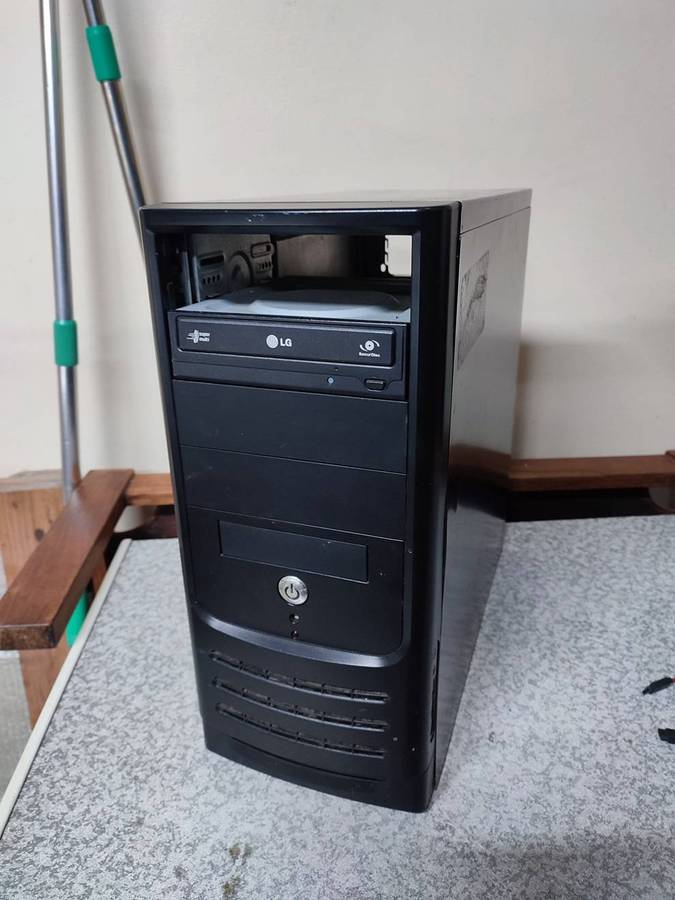 PC parts bundle (CASE + DDR2 RAM + LGA775 CPU)
