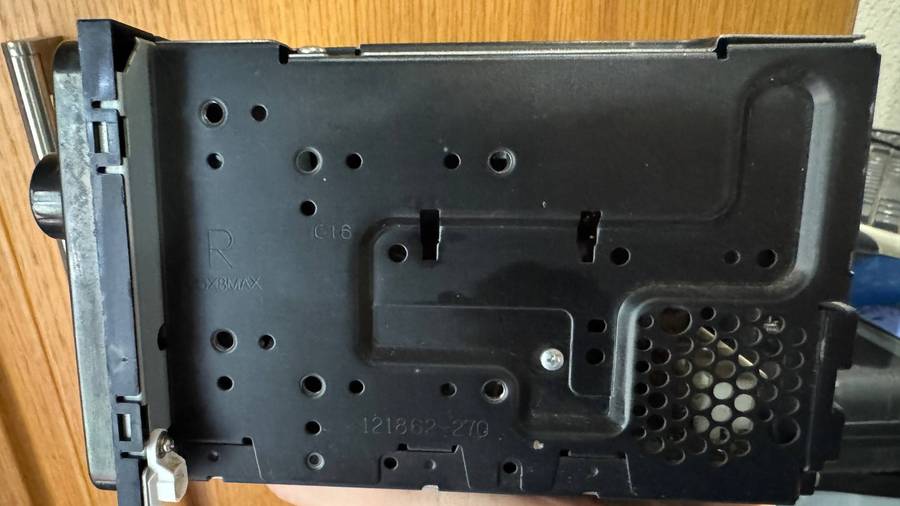 Toyota Hilux Stereo Radio Head Unit with CD Player - 86120-0k360