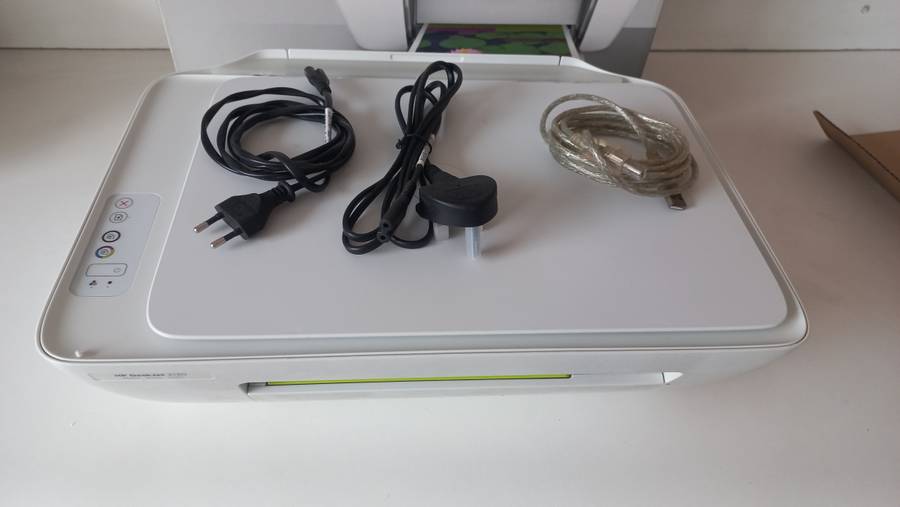 Canon Pixma MG22545S & HP DeskJet2130