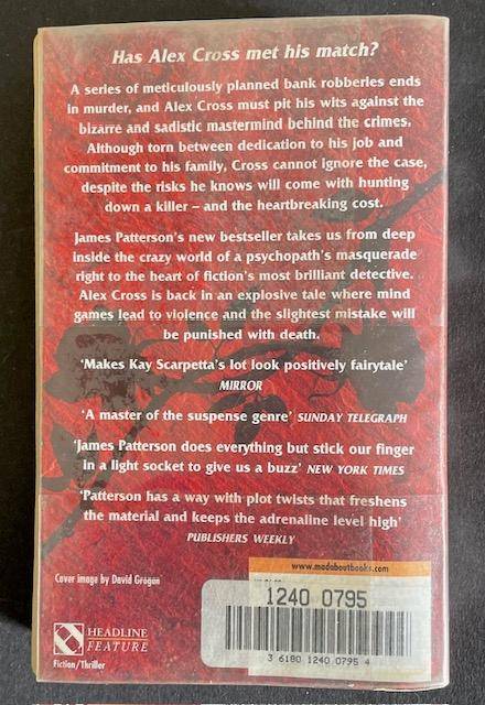 JAMES PATTERSON -  ROSES ARE RED