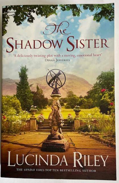 THE SHADOW SISTER - LUCINDA RILEY - 682 PAGES