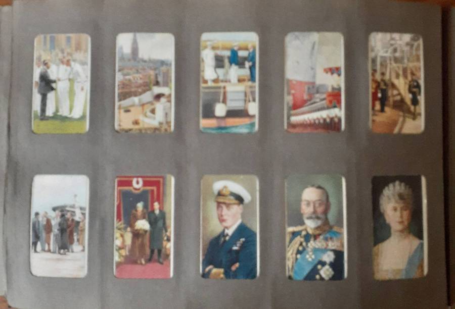 VINTAGE ANTIQUE LONDON CIGARETTE CARD ALBUM!