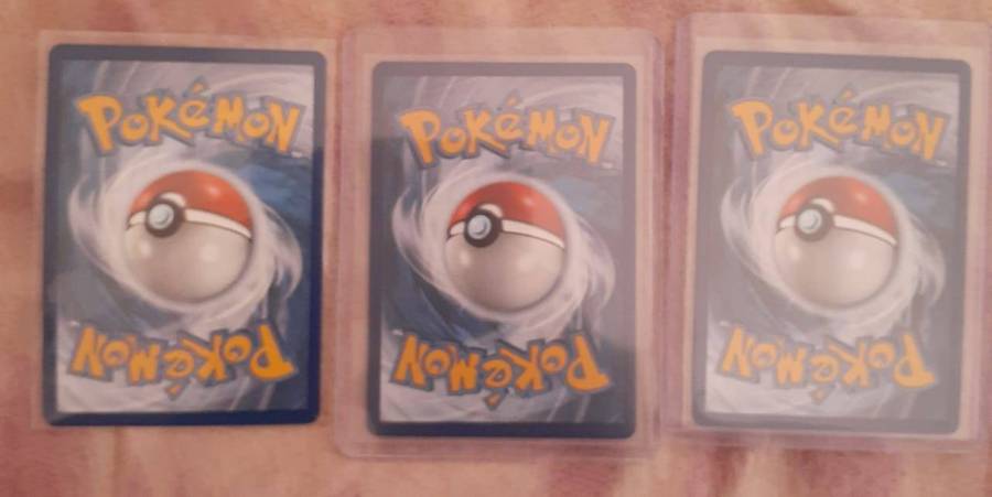 3 Pokemon Cards