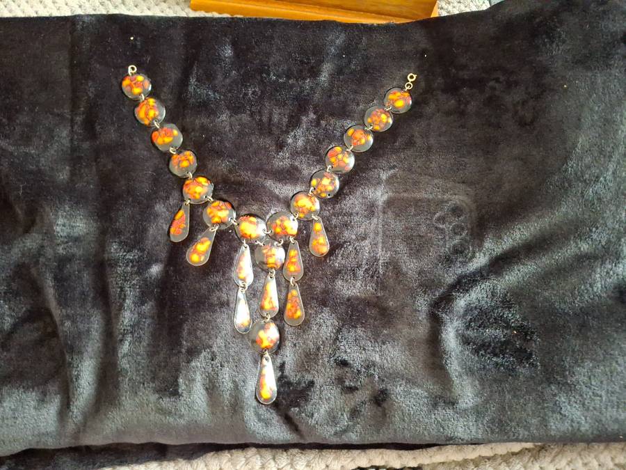 Vintage 1950's 1960's enamel necklace