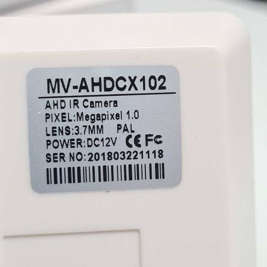 Bid x 6 Surveillance cameras with infrared sensors