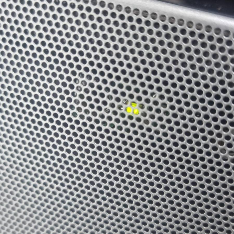 Bose Sounddock with Aux (Switching on and playing. Read details)