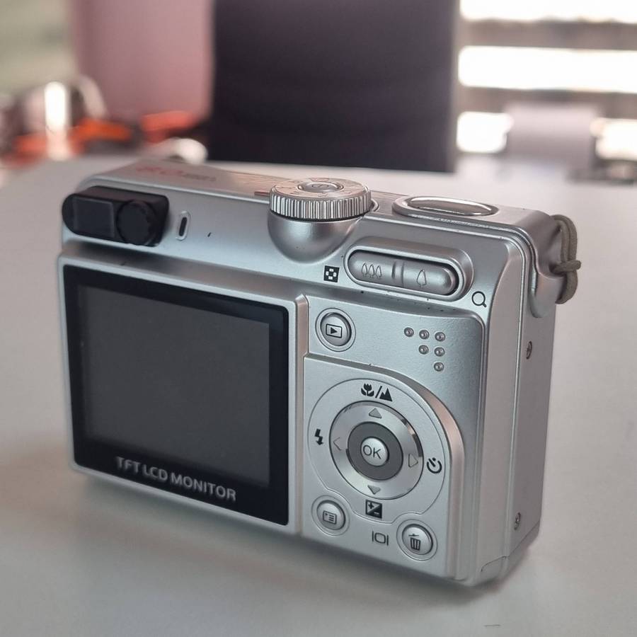 Vivicam 84000 Digital Camera