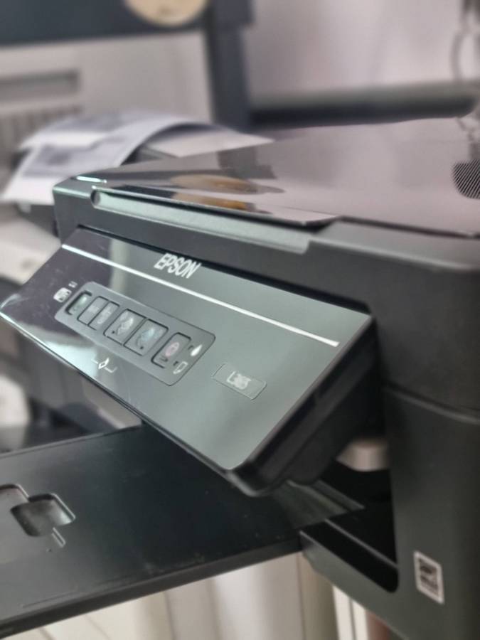 Wireless Epson L365 ecotank with 37 ink levels