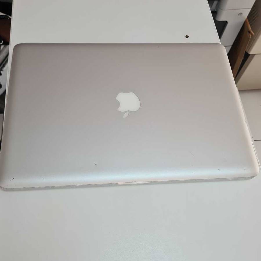 MacBook Pro (15-inch, Early 2011)