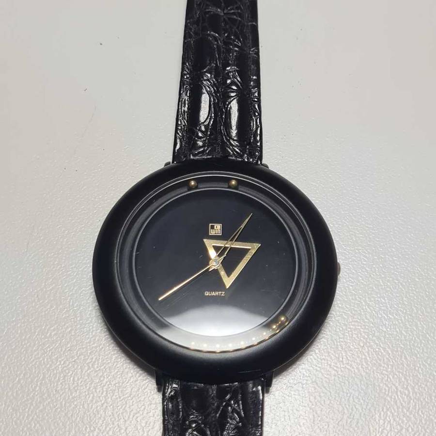 Elegant black&gold women's watch
