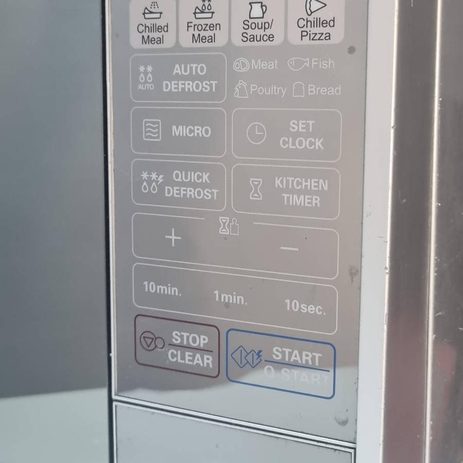 LG 44liter microwave oven