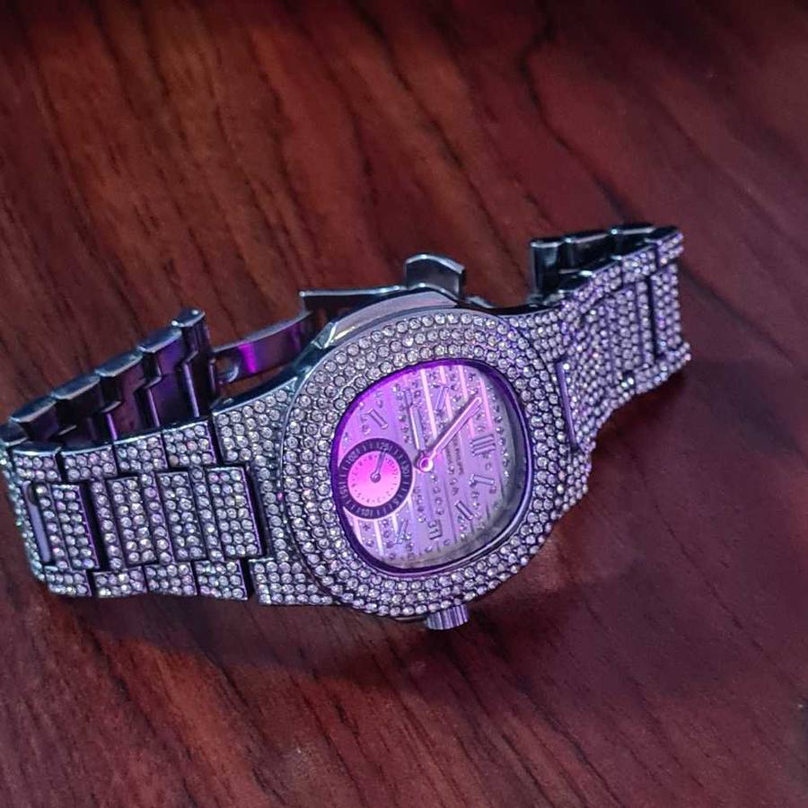 Patek Philipe Geneve iced-out watch (see details)