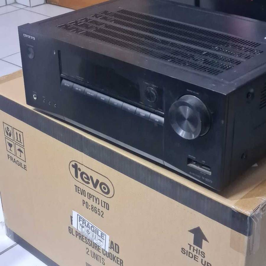 ONKYO receiver (not turning on)