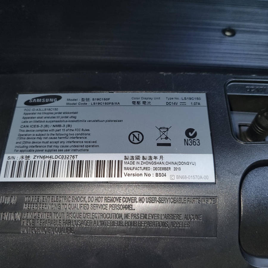 Samsung 19inch HD lcd monitor