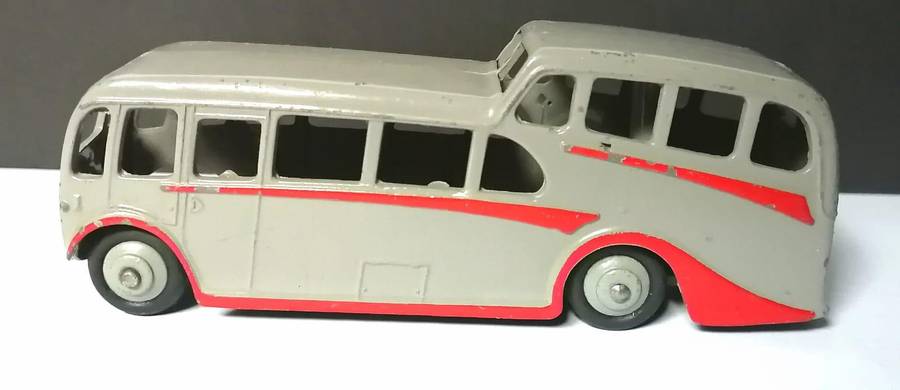 Dinky observation coach