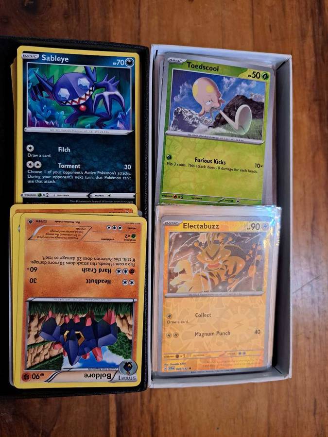 Huge Pokémon tcg collection. 1200+ cards No duplicates!