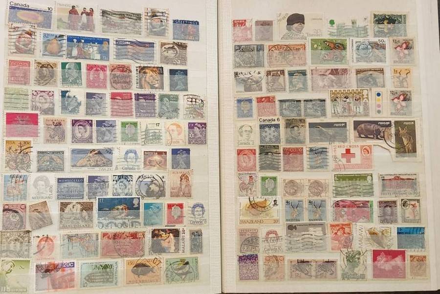 Stamp Album Hard Cover 16 Page 32 Sides  Mix World (NOT CHECKED)
