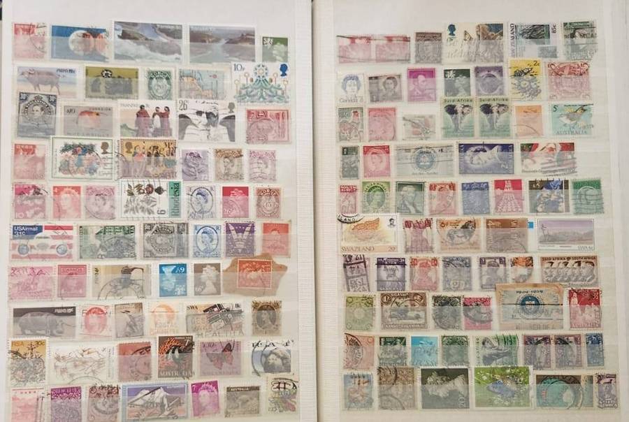 Stamp Album Hard Cover 16 Page 32 Sides  Mix World (NOT CHECKED)