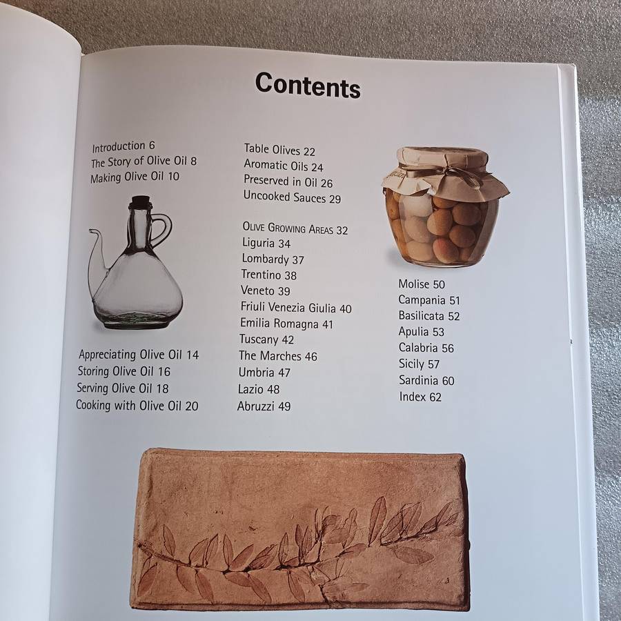 Olive Oil: An Italian Pantry by Leonardo Romanelli  Fully Illustrated Hardcover Guide