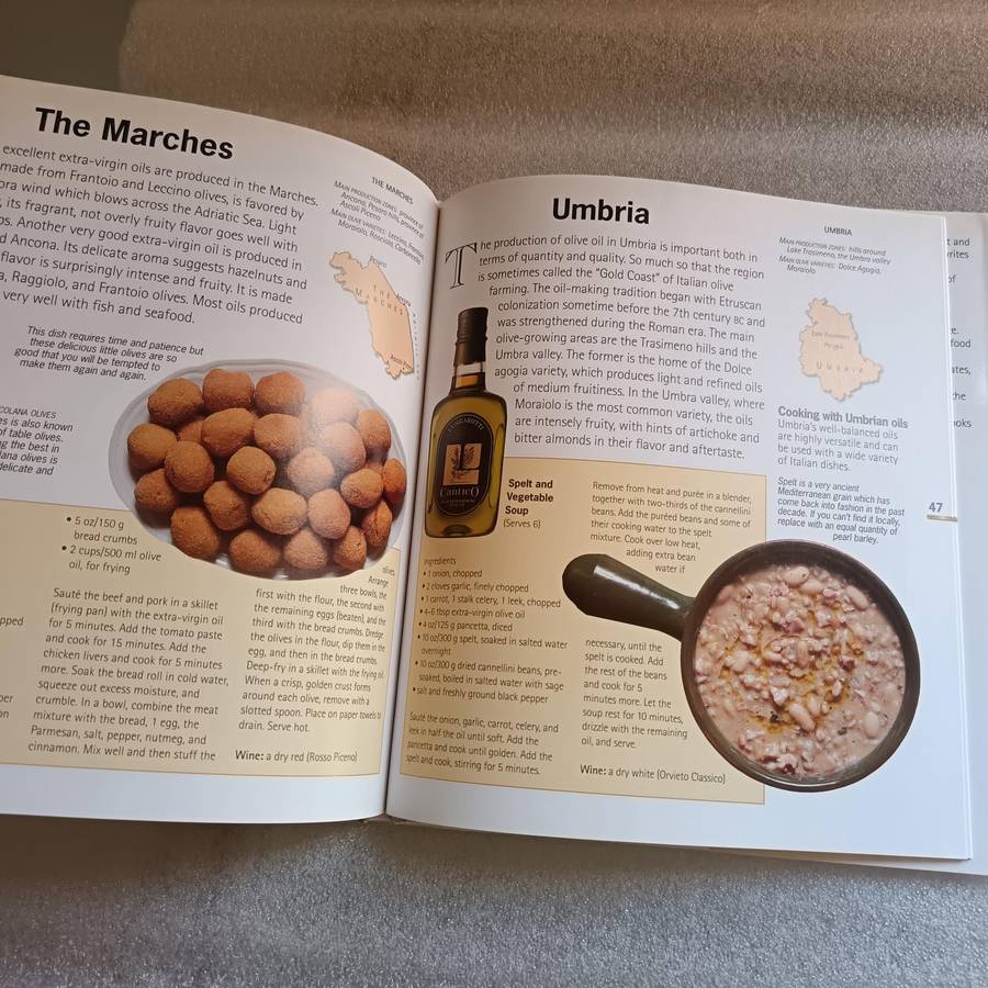 Olive Oil: An Italian Pantry by Leonardo Romanelli  Fully Illustrated Hardcover Guide