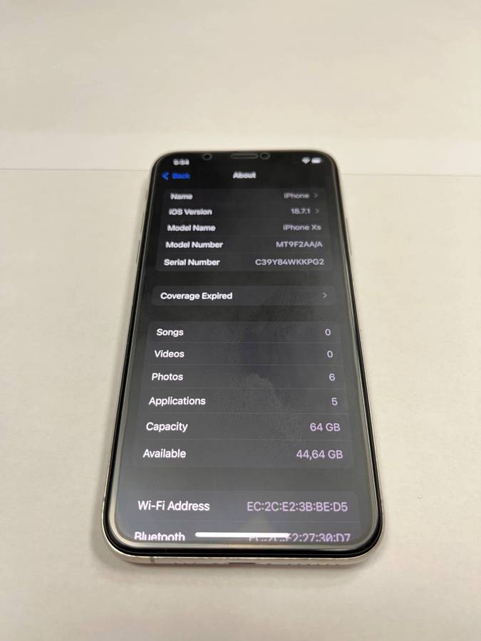 iPhone XS 64GB White